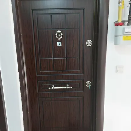 Zeytin Apart
